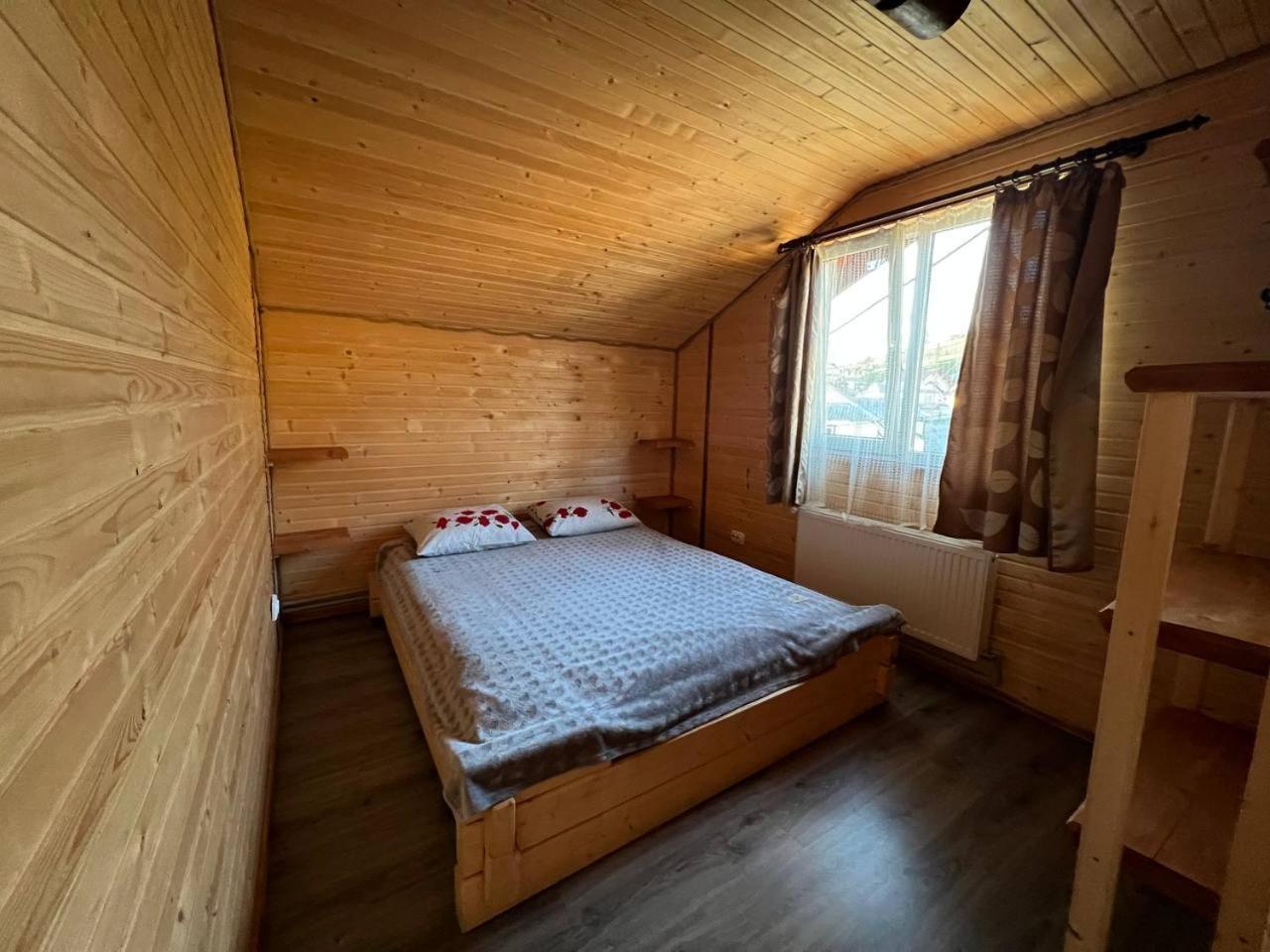 Шпінь 2 Villa Vorokhta Bagian luar foto